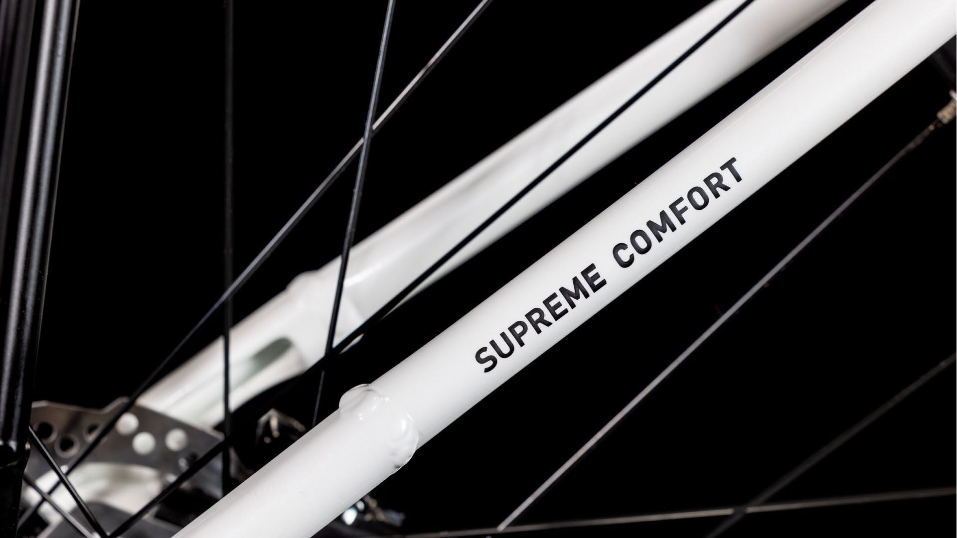 Cube Supreme Hybrid Comfort ONE 500 Easy Entry metallicwhite´n´black (2025)